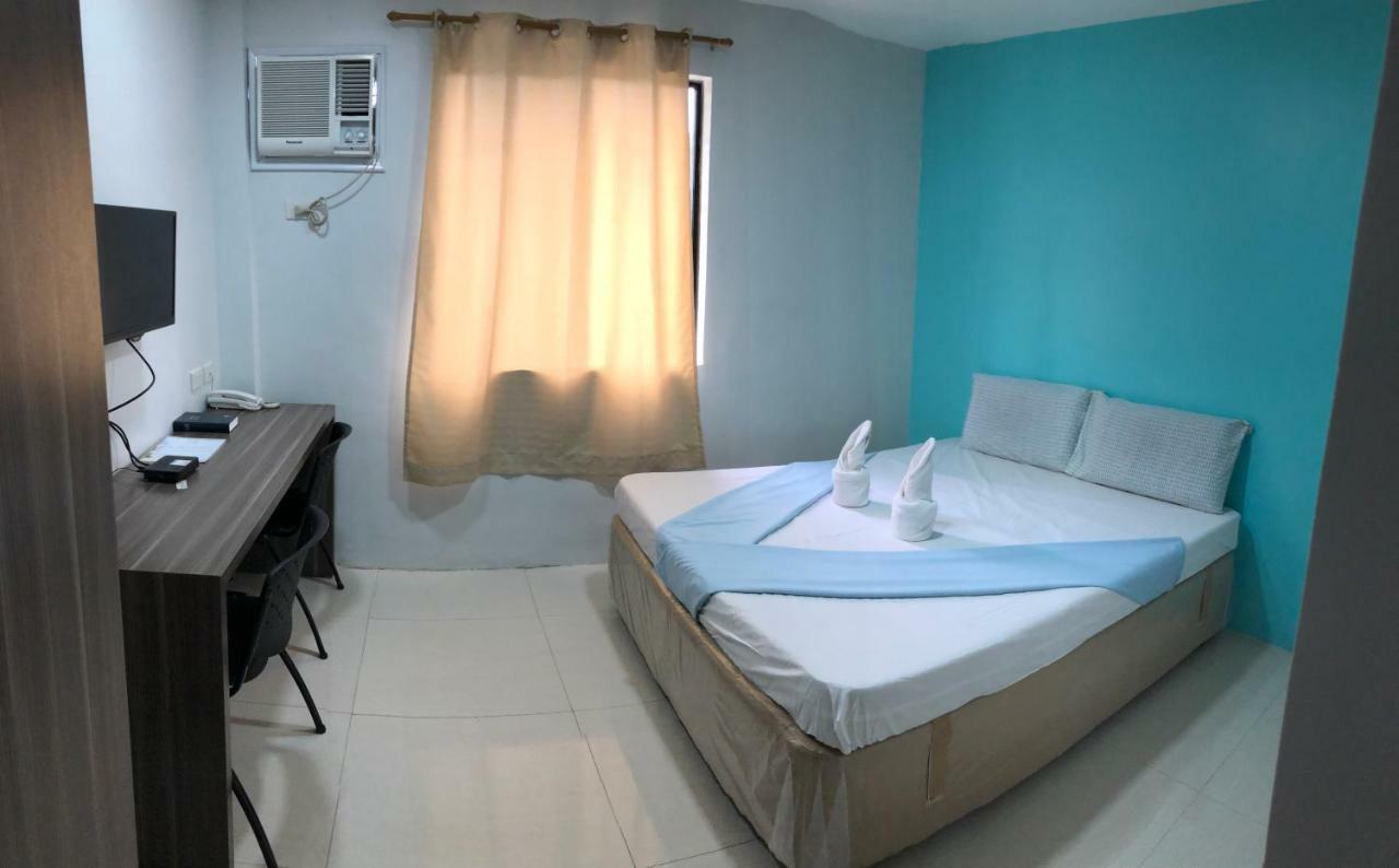 Rf Suites Cebu Stadt Exterior foto
